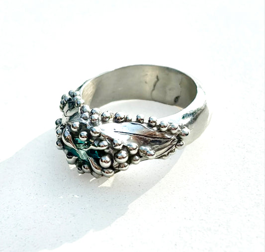 Venus Flytrap Ring with Teal stone